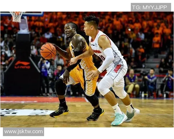 精彩回放广东队与广厦队激烈对决全场精彩瞬间尽在录像回放中